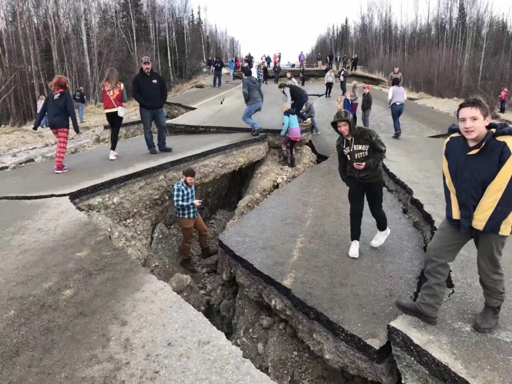 2018年安克雷奇地震（网络照片）