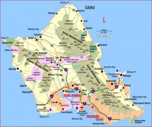 Honolulu地图。旅游繁华区在Wakiki。我们的假日公寓位于Makaha。